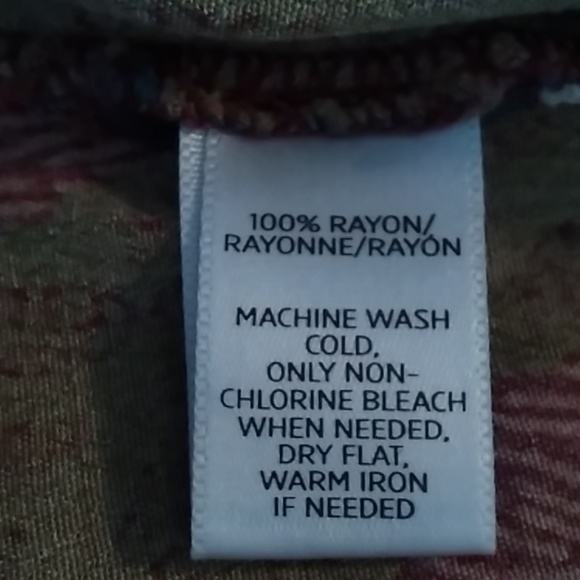 Ann Taylor LOFT Tank - Picture 4 of 5